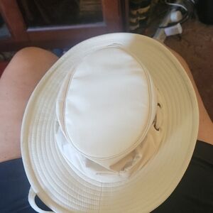 Tilley Elegant Cream Outdoor Hat